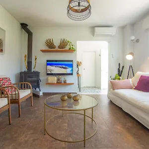 Casara Cinco Zahora